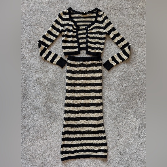 Freshman 1996 Dresses & Skirts - Women’s Freshman 1996 Black and Cream Striped Set- Size Small